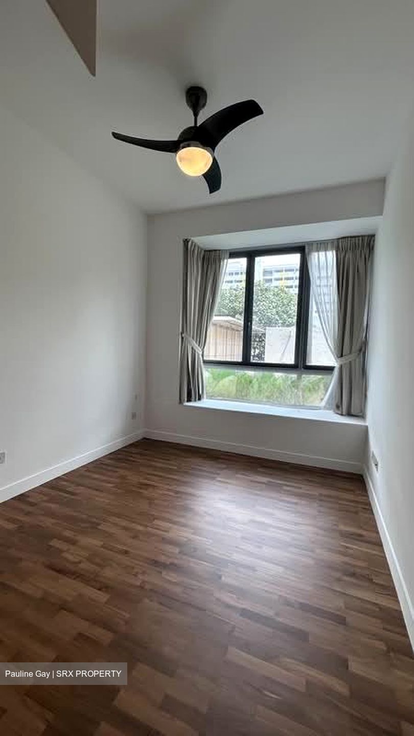 RiverEdge (D15), Condominium #581707111